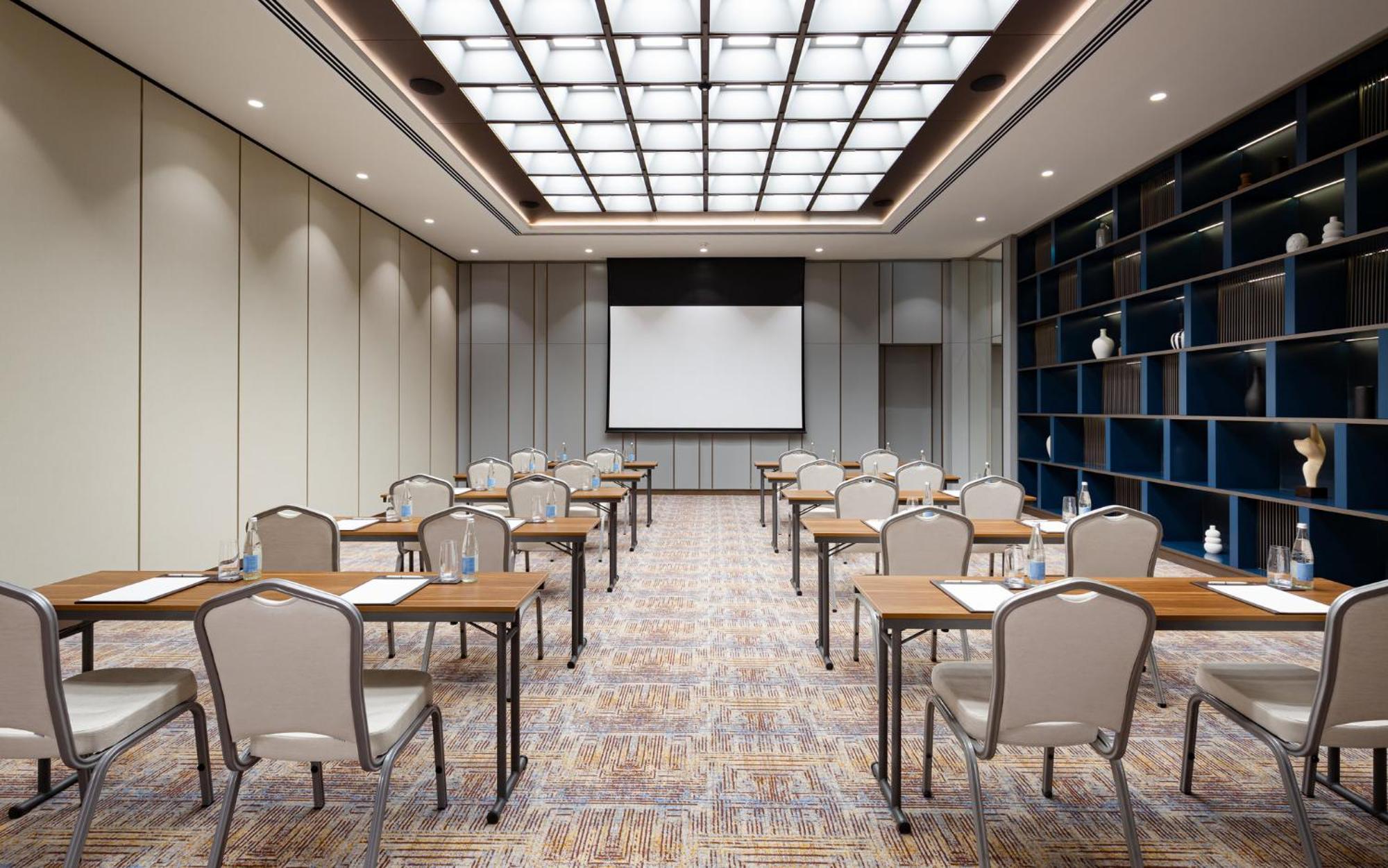 Intercontinental Tashkent By Ihg Hotel Exterior foto